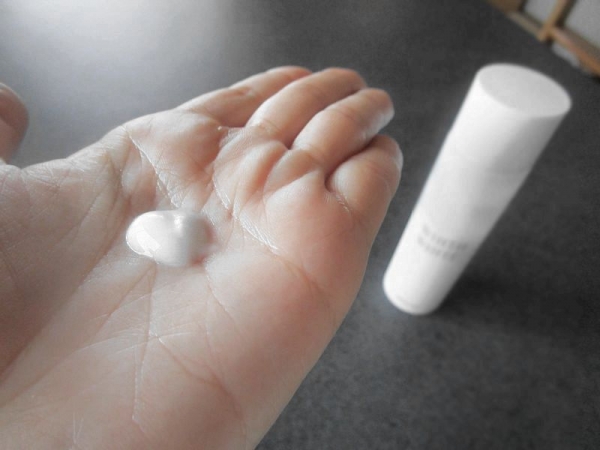 化粧水乳液美容液フィスホワイト　モニター (3)