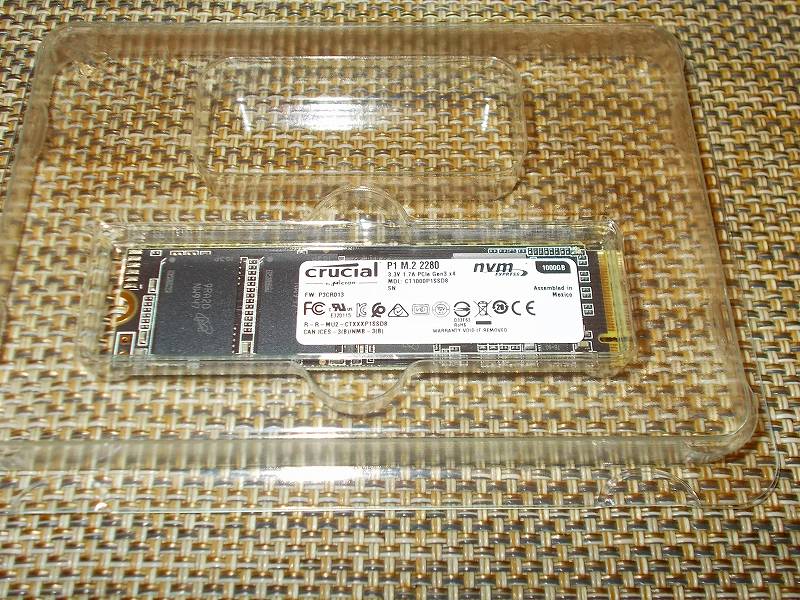 第 3 世代 Ryzen CPU（Zen 2）でこだわりの自作 PC を構成！PC パーツ購入編、第 3 世代 Ryzen CPU（Zen 2） 自作 PC メインパーツ構成リスト、M.2 SSD（NVMe） Crucial NVMe M.2 SSD P1 CT1000P1SSD8JP 購入