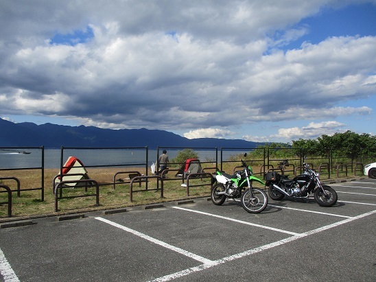 琵琶湖岸