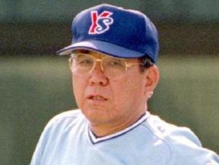 【訃報】 プロ野球名捕手・名監督の野村克也さん死去 84歳 … 戦後初の三冠王に輝いた名キャッチャーで、監督としても日本一に3度輝く