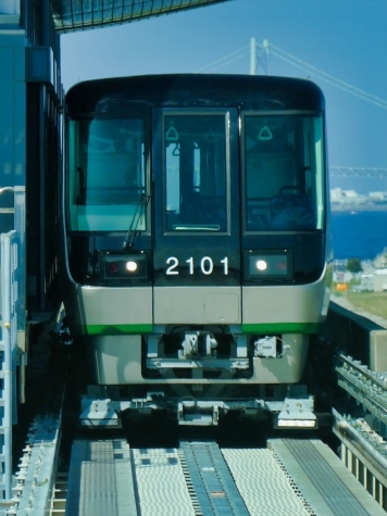 神戸新交通 ポートアイランド線 2000型【神戸空港駅】
