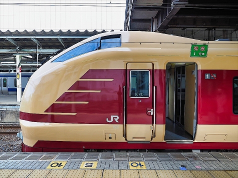 JR東日本 E653系 快速 成田山初詣常磐号