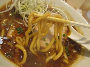 YUKI　CURRYﾗｰﾒﾝ　麺