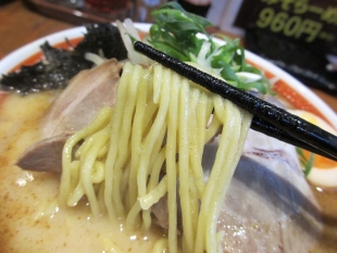 侍元　味噌ﾗｰﾒﾝ　麺